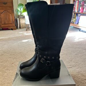 Avenue Wide Calf Black Boots 8W